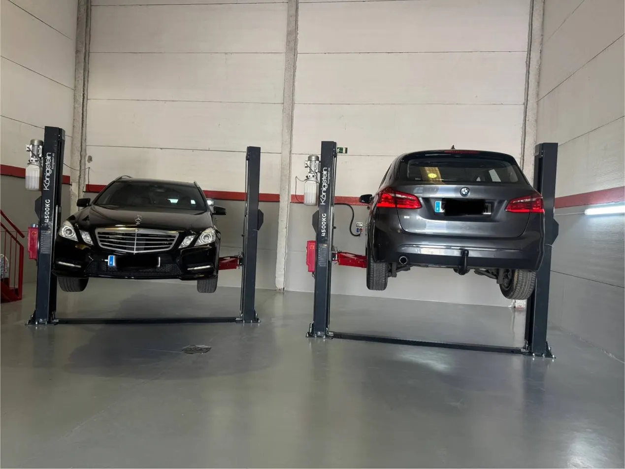 Mercedes y BMW en elevadores AutoCasa360